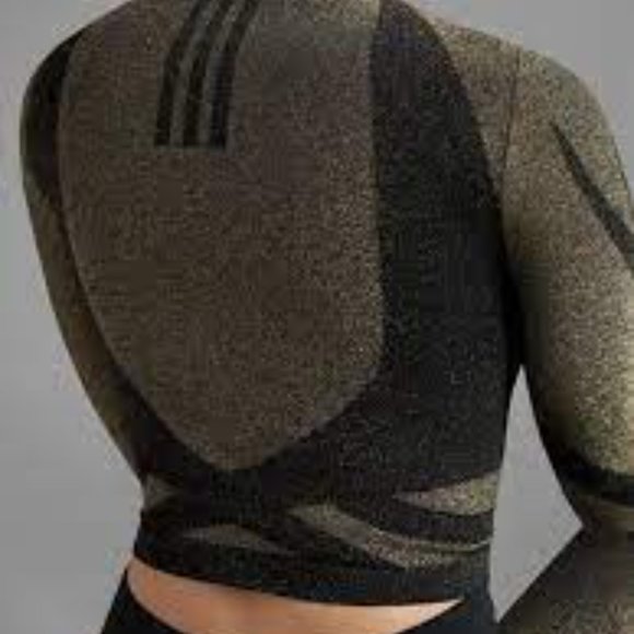 WOLFORD  x Adidas ! Crop Top - Picture 3 of 10